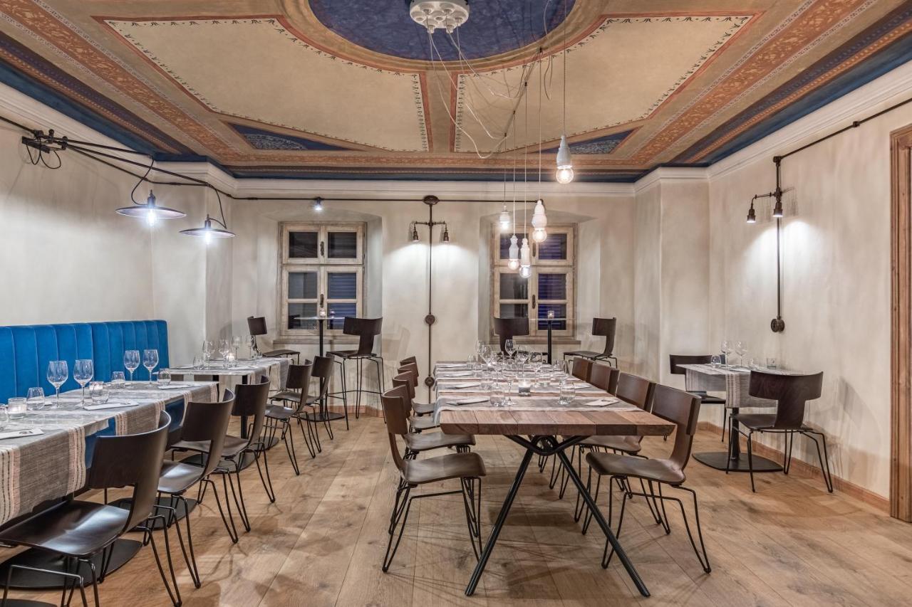 Das Fort Boutique Rîşnov Luaran gambar